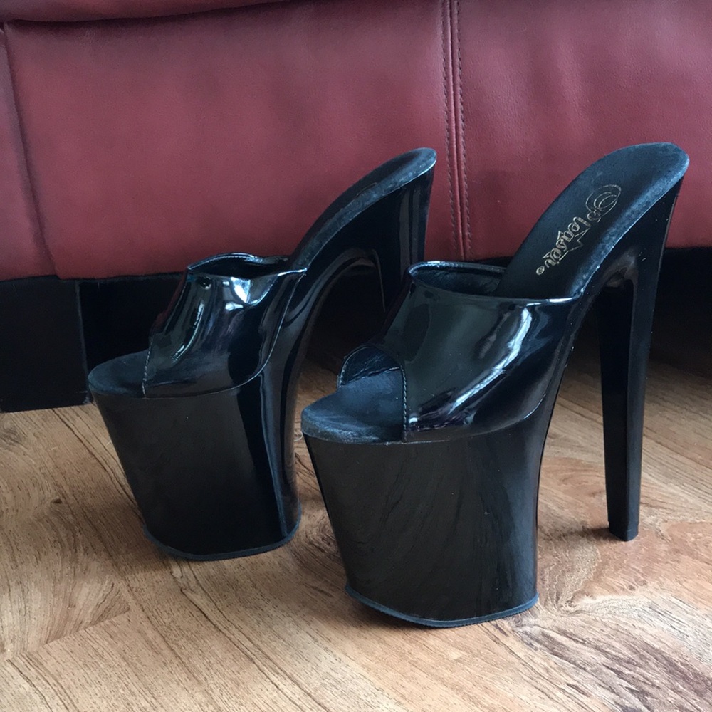 Pleaser Extreme 8 inch